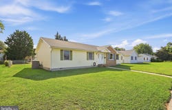 949 JANEKA Lane, DOVER, DE 19904