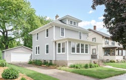 212 James St, Beaver Dam, WI 53916