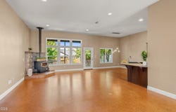 642 Sheffield Drive, Eagle Point, OR 97524