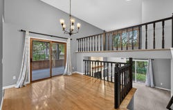 4867 Richard Lane, Eagan, MN 55122