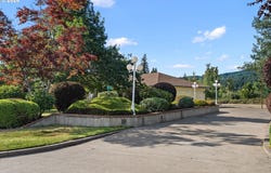 39141 Easton Ln, Springfield, OR 97477
