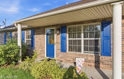 7213 Agatha Rd, Corryton, TN 37721
