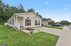 17 CINNAMON Drive, CONOWINGO, MD 21918