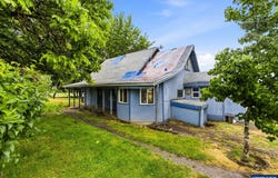 1715 Cascade Dr, Lebanon, OR 97355