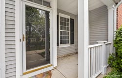 281 Springbrook Trail S, Oswego, IL 60543