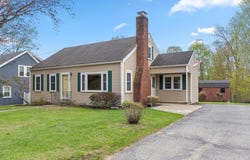 557 Main St, West Newbury, MA 01985