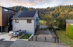 33695 Resort Drive, Cloverdale, OR 97112