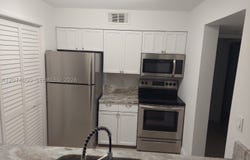 800 Scotia Dr, Hypoluxo, FL 33462