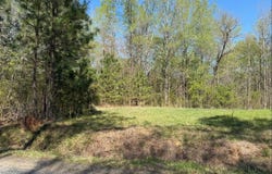 Winter Harbor Rd, Colonial Beach, VA 22443