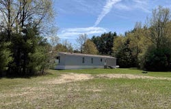 7274 S Forward, McBain, MI 49657