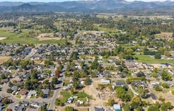 2716 Leonard Road, Grants Pass, OR 97527