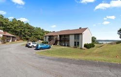 328 Champion Hills Road, Kuttawa, KY 42055