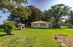 275 GARAGE Rd, Hamilton, AL 35570