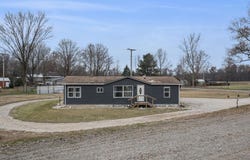12901 Millers Mill Road, Constantine, MI 49042