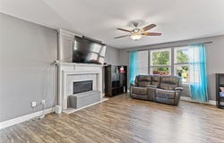 7921 Mallard Way, York Twp, MI 48197
