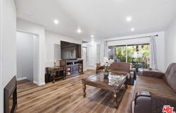 9562 Via Bernardo, Burbank, CA 91504
