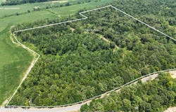 Barnacre Road, Batesville, MS 38606