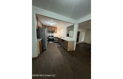 800 S Main Street, New Augusta, MS 39462