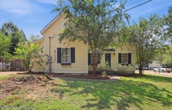 519 N Main Street, Mendenhall, MS 39114