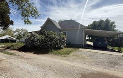 1810 Drake Avenue, Centerville, IA 52544