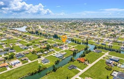 916 NE 1st Place, Cape Coral, FL 33909