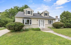 1136 W ROBERTS Avenue, APPLETON, WI 54914