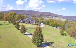 227 Keiffer Circle, New Market, AL 35761
