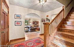 402 N Maple St, Maryville, TN 37801