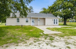 2489 E US Highway 52, Donovan, IL 60931