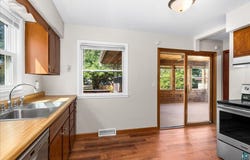 514 W Webbeking Dr, Carlton, MN 55718