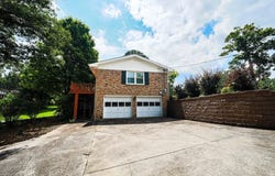 302 Darby Ave, Sheffield, AL 35660