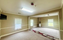 68 Executive Drive, Jackson, TN 38305