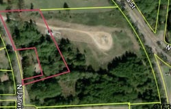 702 N Jarvis, Troup, TX 75789