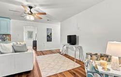10003 E Brookside Dr, Central, LA 70818