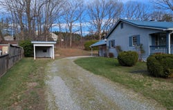45 Meadow View Ave, Rocky Mount, VA 24151