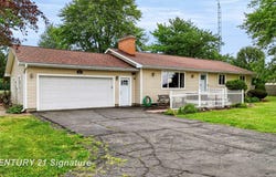 455 S Vernon Road, Corunna, MI 48817