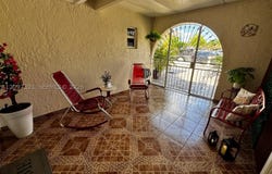 5836 NW 199th St, Hialeah, FL 33015