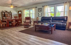 706 SE 7th St, Carrabelle, FL 32322