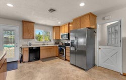 1394 Mistletoe Lane, Redding, CA 96002