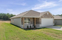 8033 Chesapeake Trail, Bauxite, AR 72011