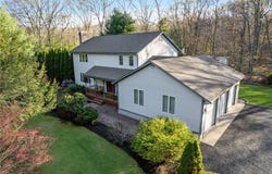 10 Oak Hill Road, Scituate, RI 02831
