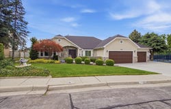 8228 S SET POINT Cir E, Sandy, UT 84093