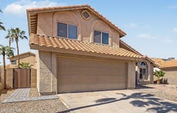 4224 E AMBERWOOD Drive, Phoenix, AZ 85048
