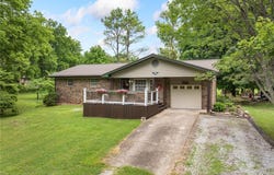 7206 Barnard Lane, Harrison, AR 72601