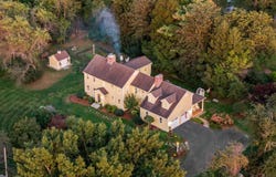 24 Chamberlain Rd, Westford, MA 01886