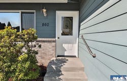 860 W Sylvester, Sequim, WA 98382