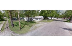1613 S Central Avenue, Paris, IL 61944