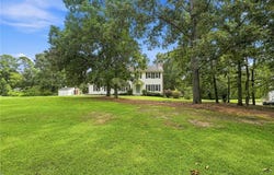 16 Wood Forest Drive SW, Cartersville, GA 30120