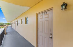 201 Berkley Rd, Hollywood, FL 33024