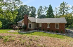 175 Sandtrap Lane, Pilot Mountain, NC 27041